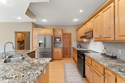 8915 Tewsbury Gate, Maple Grove, MN 55311 - Photo 20