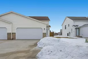 4274 39 1/2 Ave S, Fargo, ND 58104 - Photo 2