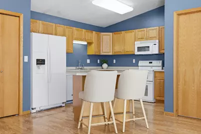 4274 39 1/2 Avenue S, Fargo, ND 58104 - Photo 8