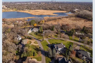 10X Circle E, Edina, MN 55436 - Photo 6