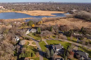 10X Circle E, Edina, MN 55436 - Photo 6