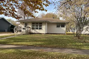 3084 Pine Ave, Slayton, MN 56172 - Photo 1