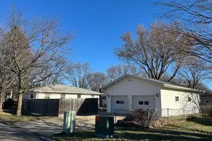 627 Southview Dr, Marshall, MN 56258 - Photo 18