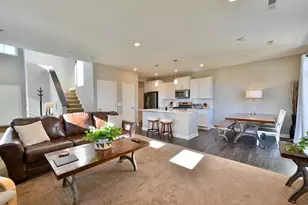 14177 Aberdeen Wy, Rosemount, MN 55068 - Photo 2