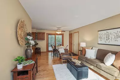 567 Lakewood Drive S, Maplewood, MN 55119 - Photo 4