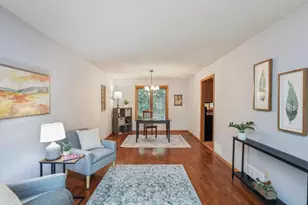 567 Lakewood Dr S, Maplewood, MN 55119 - Photo 14