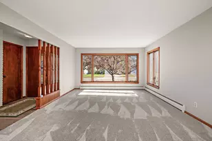 3933 Douglas Dr N, Crystal, MN 55422 - Photo 4