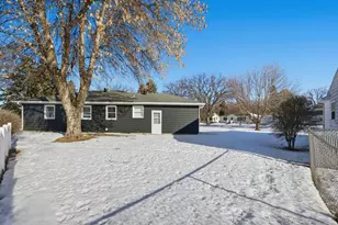 1425 11th St S, Fargo,  58103 - Photo 34