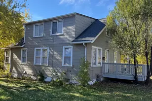 496 Maryland Ave W, Saint Paul, MN 55117 - Photo 1