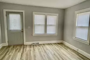 496 Maryland Ave W, Saint Paul, MN 55117 - Photo 16