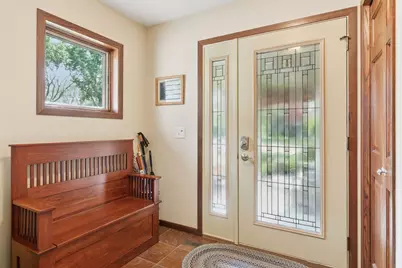 5624 Fisher Street, White Bear Lake, MN 55110 - Photo 4