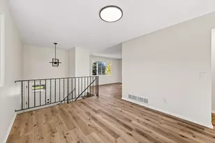 3432 Lee Ave N, Crystal, MN 55422 - Photo 10