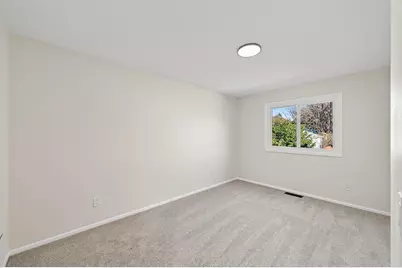 3432 Lee Avenue N, Crystal, MN 55422 - Photo 12