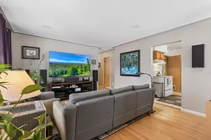 400 E Old Shakopee Rd, Bloomington, MN 55420 - Photo 4