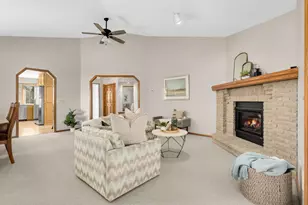 1089 Serene Ct, Shoreview, MN 55126 - Photo 6