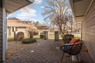 1089 Serene Ct, Shoreview, MN 55126 - Photo 4