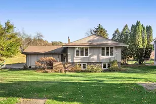 9727 223rd St N, Forest Lake, MN 55025 - Photo 32