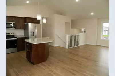 2104 6th Avenue NE, Kasson, MN 55944 - Photo 10