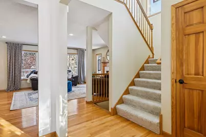 705 Valley View Court, Shoreview, MN 55126 - Photo 6