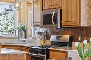 705 Valley View Ct, Shoreview, MN 55126 - Photo 14