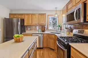 705 Valley View Ct, Shoreview, MN 55126 - Photo 16