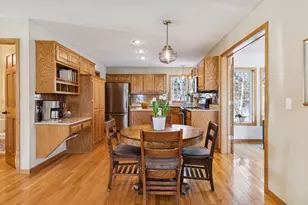 705 Valley View Ct, Shoreview, MN 55126 - Photo 10