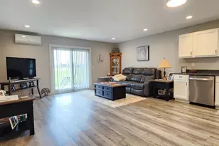 940 Portland St, Villard, MN 56385 - Photo 2