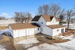 29490 221st Ave, Belle Plaine, MN 56011 - Photo 2