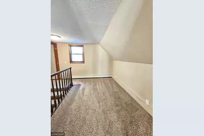 2665 Lake Shore Avenue, Little Canada, MN 55117 - Photo 8