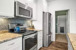 1102 Lorraine Ct, Carver, MN 55315 - Photo 8