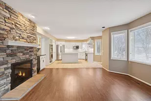 1135 Hollybrook Dr, Wayzata, MN 55391 - Photo 16