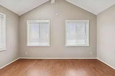 1135 Hollybrook Drive, Wayzata, MN 55391 - Photo 20