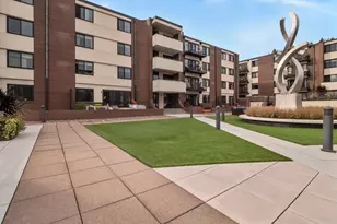 48 Groveland Terrace, Minneapolis, MN 55403 - Photo 36