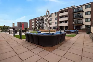 48 Groveland Terrace, Minneapolis, MN 55403 - Photo 26