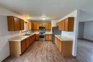 1007 4th Ave SW, Little Falls, MN 56345 - Photo 6