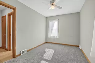 916 Linn Ave SW, Owatonna, MN 55060 - Photo 16