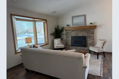 3691 Gershwin Lane N, Oakdale, MN 55128 - Photo 6