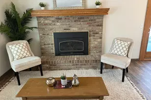 3691 Gershwin Ln N, Oakdale, MN 55128 - Photo 2