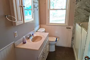 667 Madson Ave SW, Hutchinson, MN 55350 - Photo 8