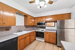 3513 37th Ave NE, Saint Paul, MN 55421 - Photo 8