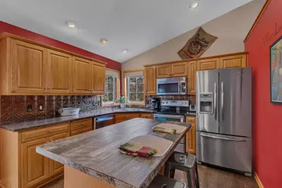 608 Oakwood Drive, Saint Cloud, MN 56304 - Photo 12