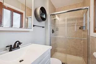 4384 Oakhurst Ave, Vadnais Heights, MN 55127 - Photo 16