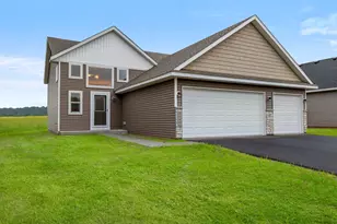 337 Ridge Rd, Le Sueur, MN 56058 - Photo 2