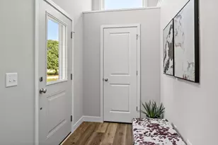 341 Ridge Rd, Le Sueur, MN 56058 - Photo 2