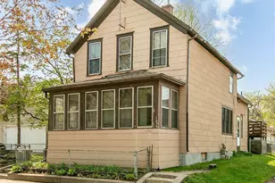 587 Bay St, Saint Paul, MN 55102 - Photo 1