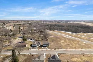 340 Ridge Rd, Le Sueur, MN 56058 - Photo 58