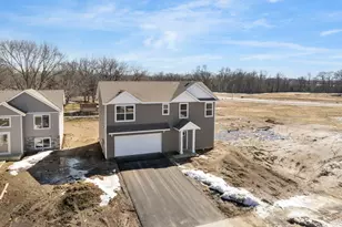 340 Ridge Rd, Le Sueur, MN 56058 - Photo 2