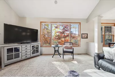 602 Woodland Drive, Mahtomedi, MN 55115 - Photo 14