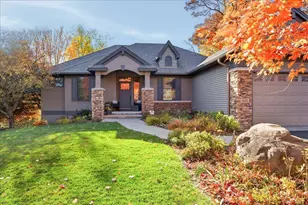 602 Woodland Dr, Mahtomedi, MN 55115 - Photo 94