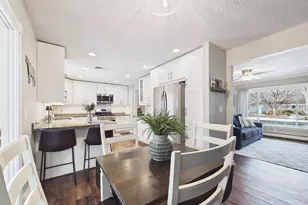 1187 Madison St S, Shakopee, MN 55379 - Photo 10